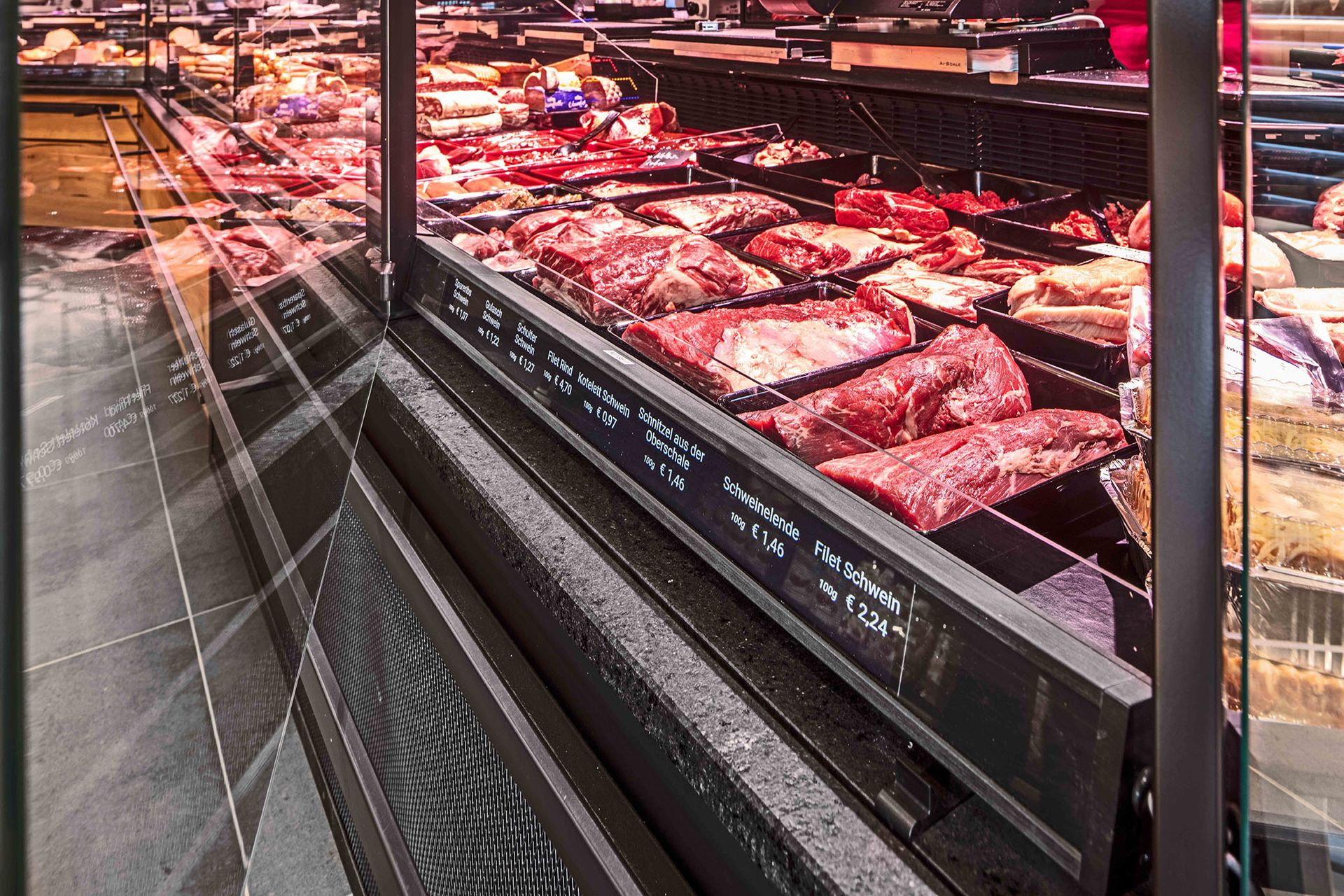 Digitale Preisschiene zeigt echtzeit Preise aus der Warenwirtschaft.